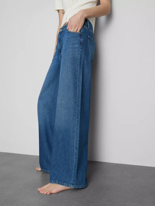 Jeans de ganga de algodão, cintura média e perna larga