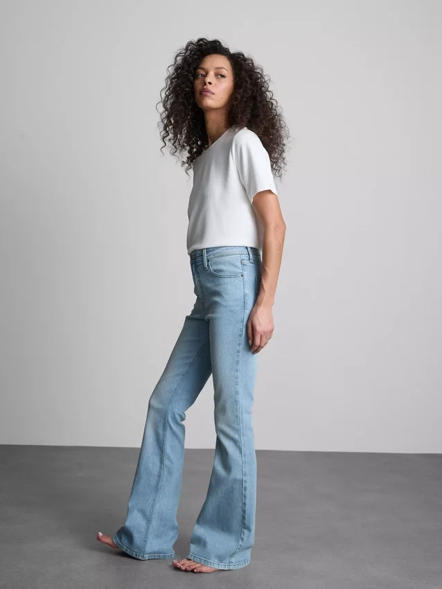 Jeans de ganga de algodão, cintura média e perna larga