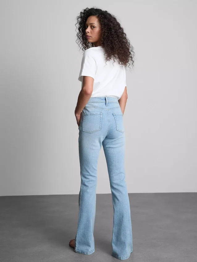 Jeans de ganga de algodão, cintura média e perna larga