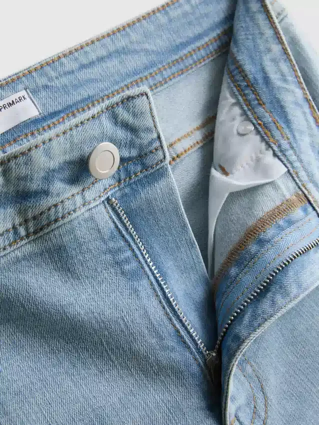 Jeans de ganga de algodão, cintura média e perna larga