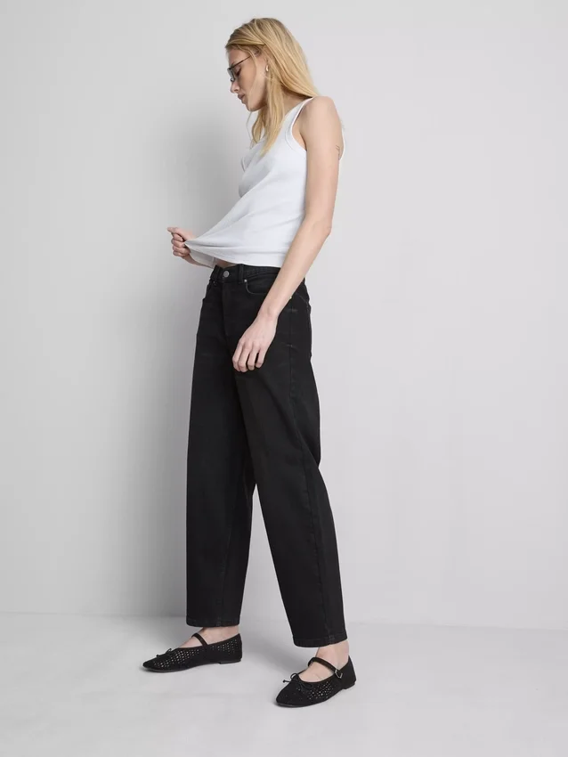 Jeans de ganga de algodão de cintura alta e corte afunilado