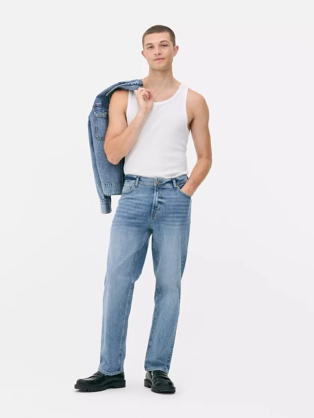 Jeans elásticos de perna reta