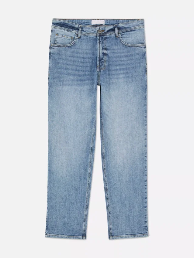 Jeans elásticos de perna reta
