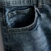 Jeans elásticos de perna reta