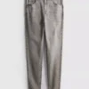 Jeans justos com elevado teor de algodão