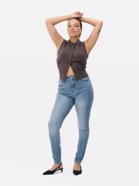 Jeans justos de cintura alta