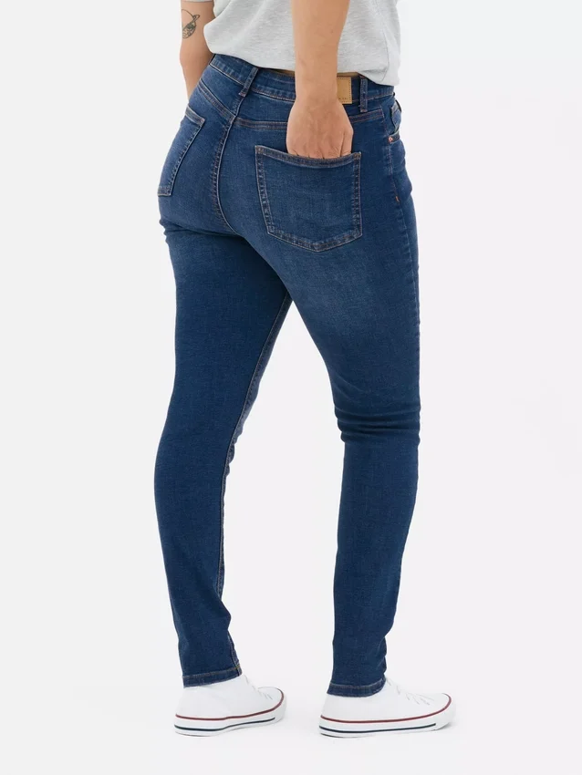 Jeans justos de cintura alta