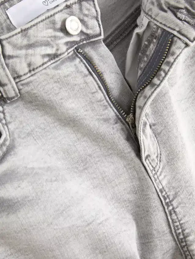 Jeans justos de cintura alta
