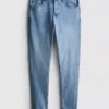 Jeans justos de cintura média