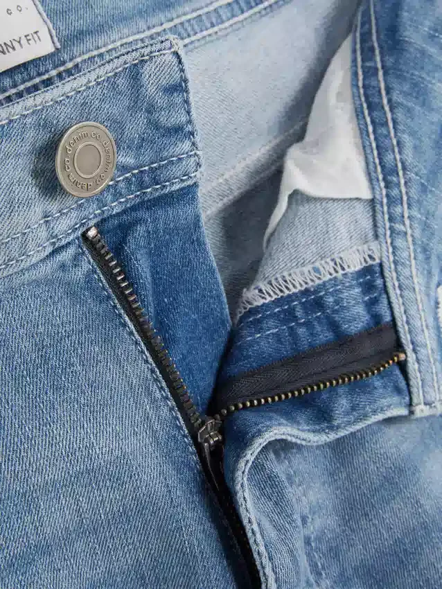 Jeans justos de cintura média