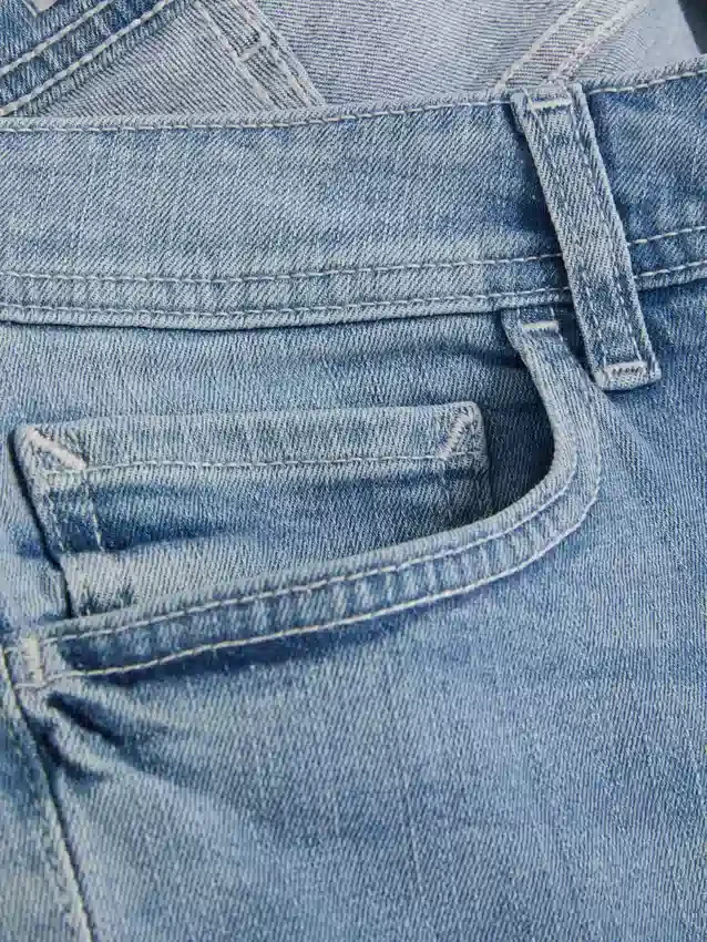 Jeans justos de cintura média