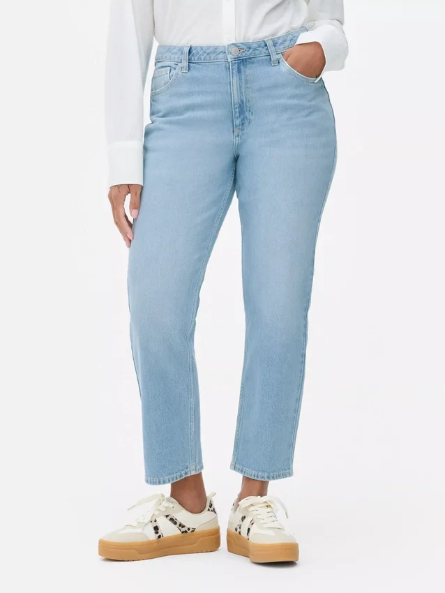 Jeans justos de perna reta | corte regular