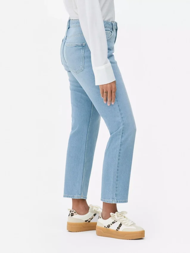 Jeans justos de perna reta | corte regular