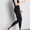 Leggings de crepe com presilhas