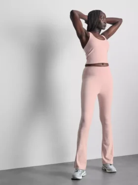 Leggings desportivas de cintura alta e corte largo