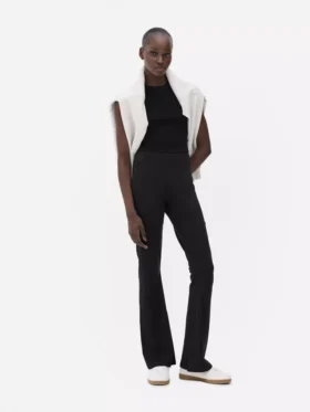 Leggings desportivas de cintura alta e corte largo