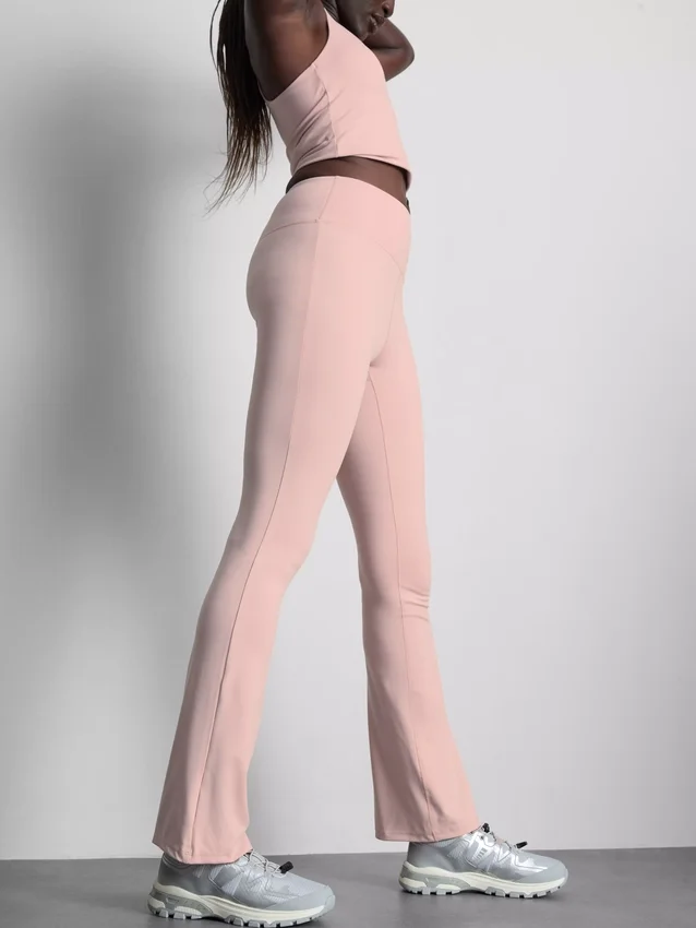 Leggings desportivas de cintura alta e corte largo