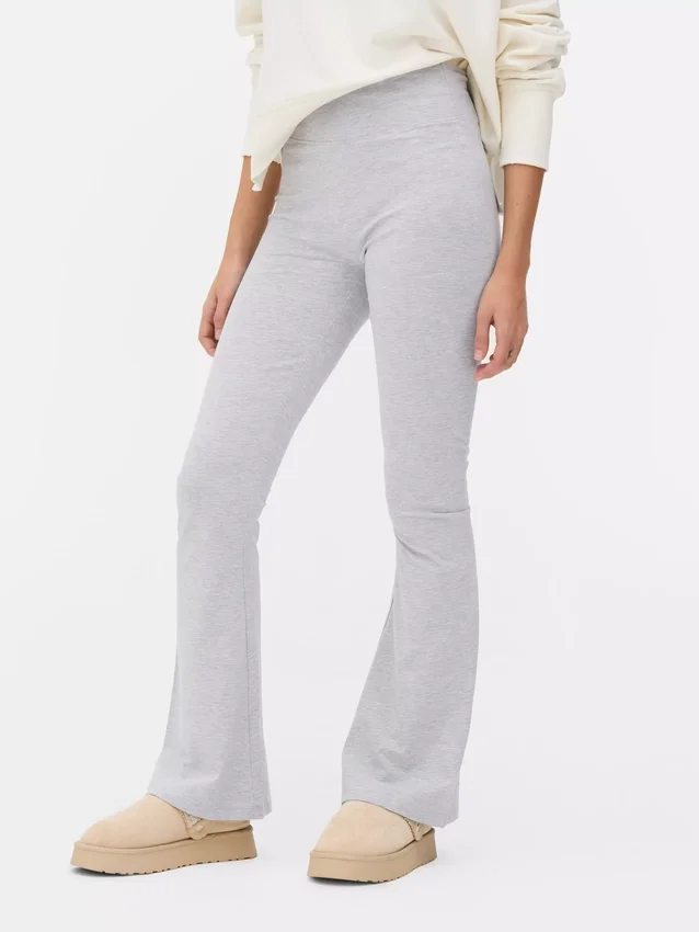 Leggings desportivas de cintura alta e corte largo
