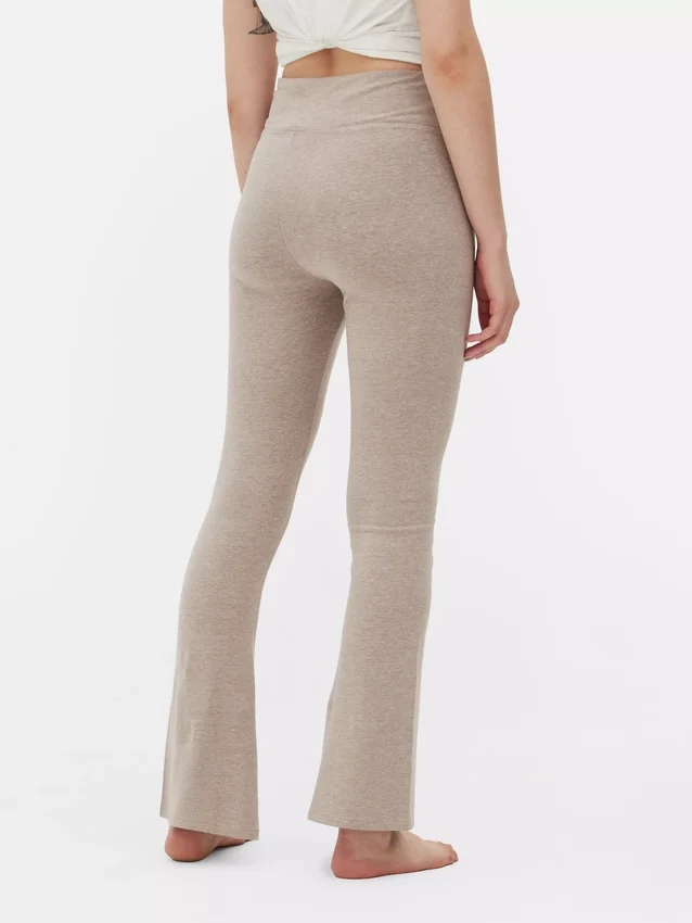 Leggings desportivas de cintura alta e corte largo