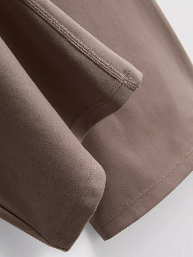 Leggings desportivas de cintura alta e corte largo