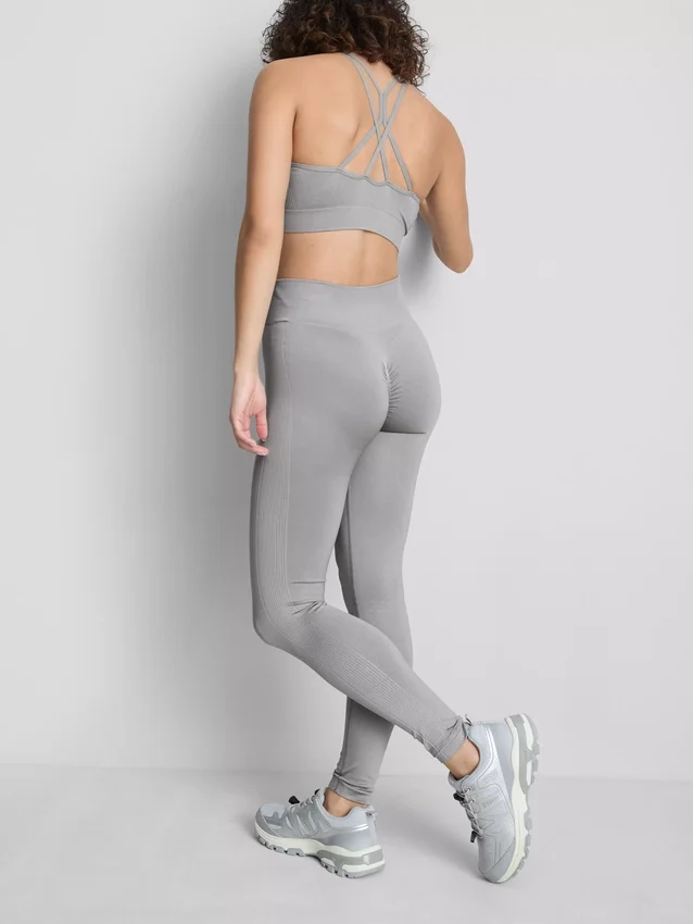 Leggings desportivas sem costuras e de alto brilho