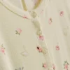 Macacão de dormir com canelado e estampado floral