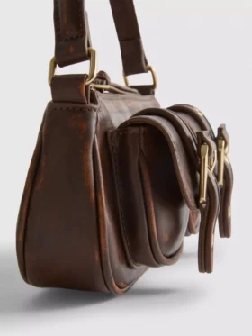 Mala de ombro com bolso com fivela