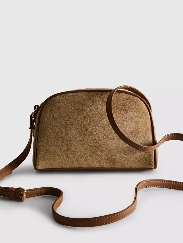 Mini bolsa a tiracolo em imitação de camurça