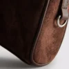 Mini bolsa a tiracolo em imitação de camurça