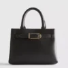 Mini-bolsa com detalhe de fivela