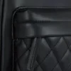 Mini-mochila com acolchoado em losango