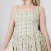Mini-vestido com botões tipo espartilho