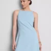 Mini-vestido com decote quadrado
