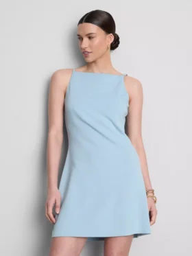 Mini-vestido com decote quadrado