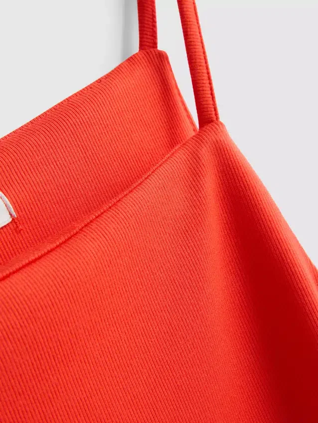 Mini-vestido com decote quadrado