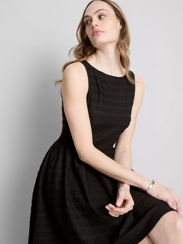 Mini-vestido com textura enrugada