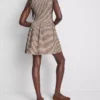 Mini-vestido com textura enrugada