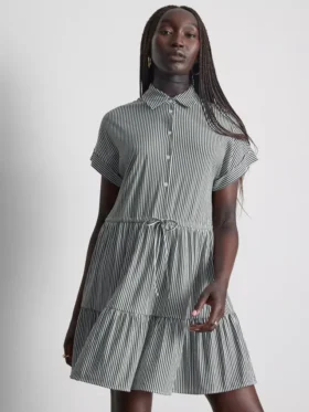 Mini-vestido de camisa com gola