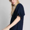 Mini-vestido de ganga de algodão com mangas bufantes