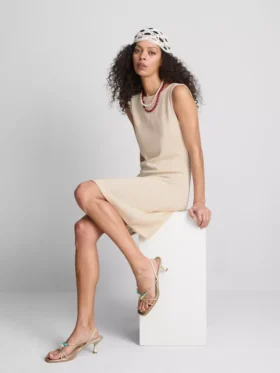 Mini-vestido de malha em linha A