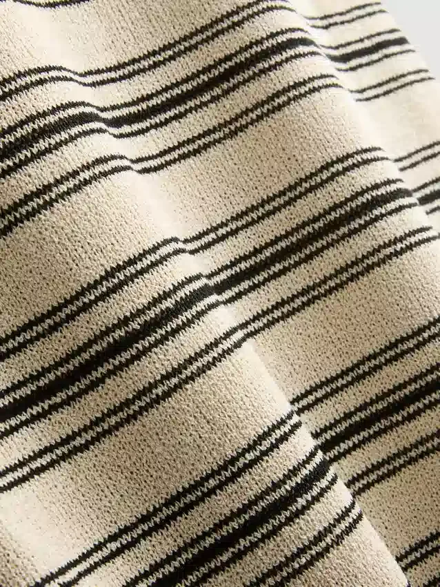 Mini-vestido de malha em linha A