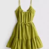 Mini-vestido de popeline com alças e folhos