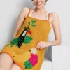 Mini-vestido de praia em croché bordado