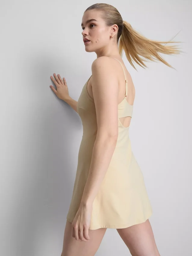 Mini-vestido desportivo com toque suave como manteiga