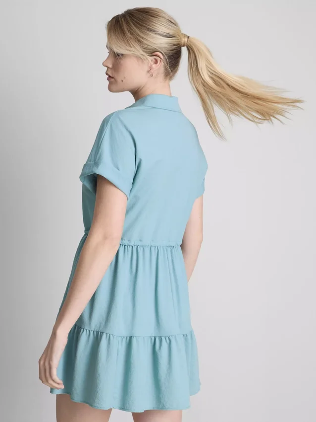 Mini-vestido em camadas de manga curta