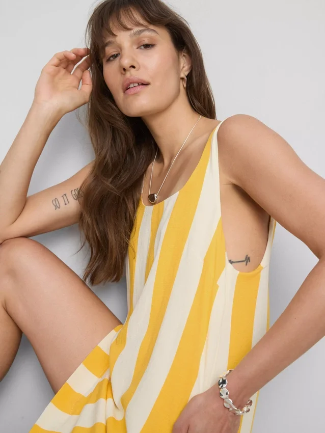 Mini-vestido reto estampado