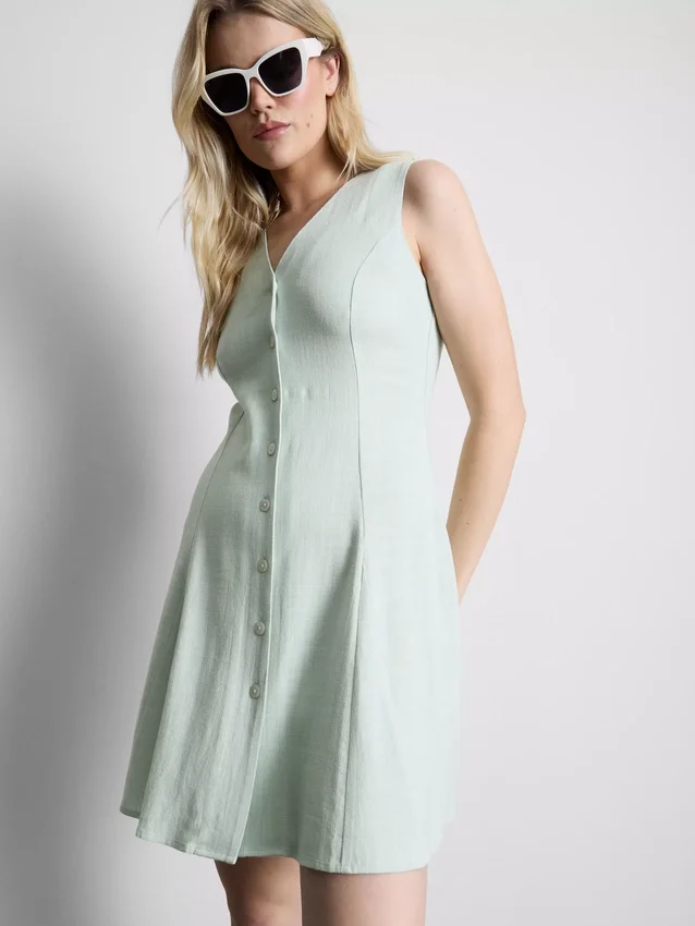 Mini-vestido sem mangas com decote em V