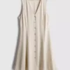 Mini-vestido sem mangas com decote em V