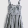 Mini-vestido tipo espartilho em xadrez