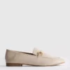 Mocassins com detalhe de freio